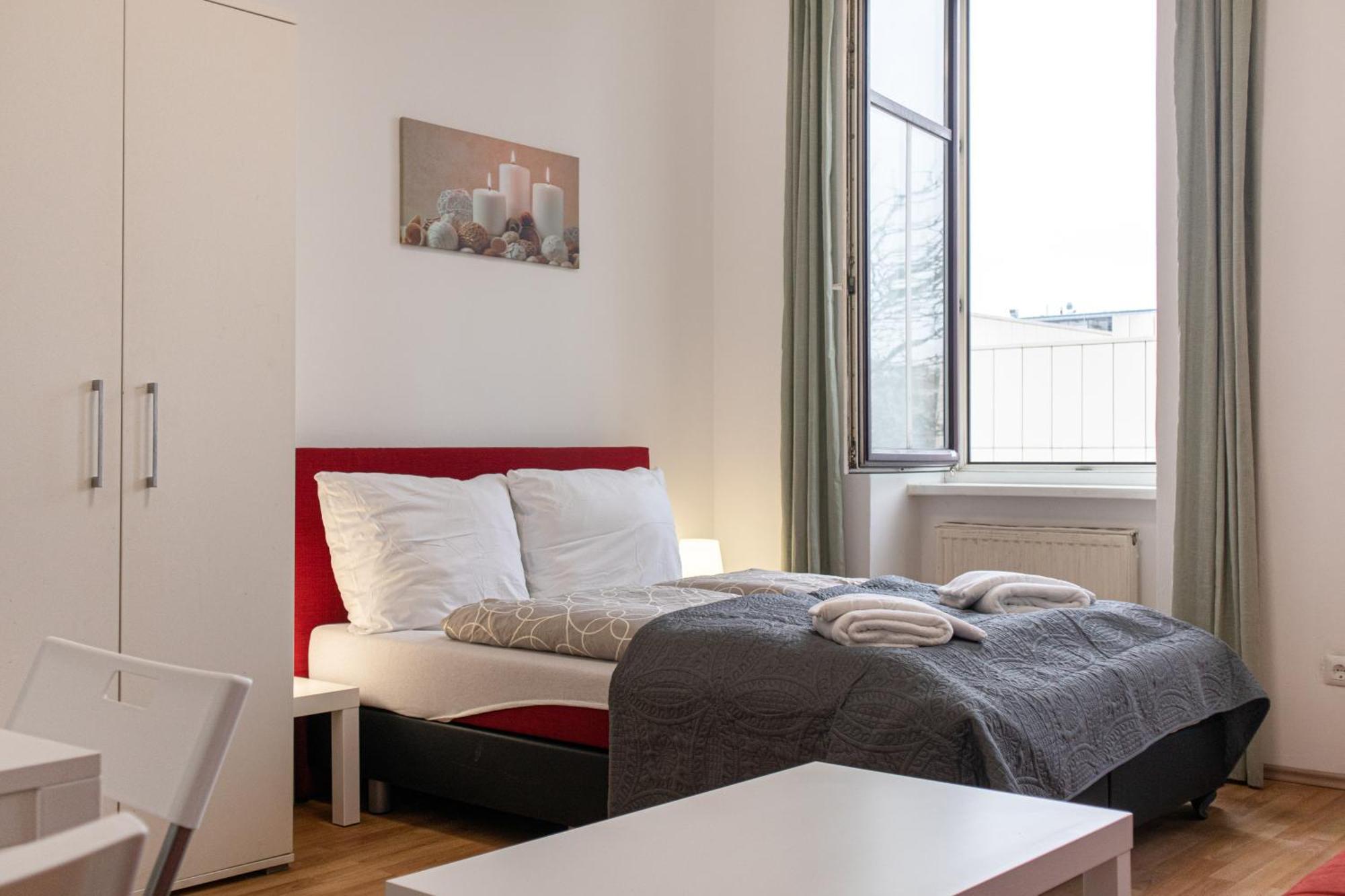 וינה Homelike 2Br Apt. @Millenium Tower/Danube River מראה חיצוני תמונה